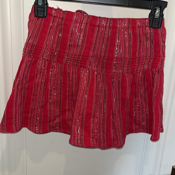 Guess Red Striped Skort - Picture 2 of 3